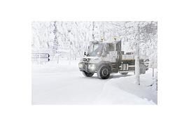 Neuer Unimog in der Wintererprobung Neuer Unimog in der Wintererprobung