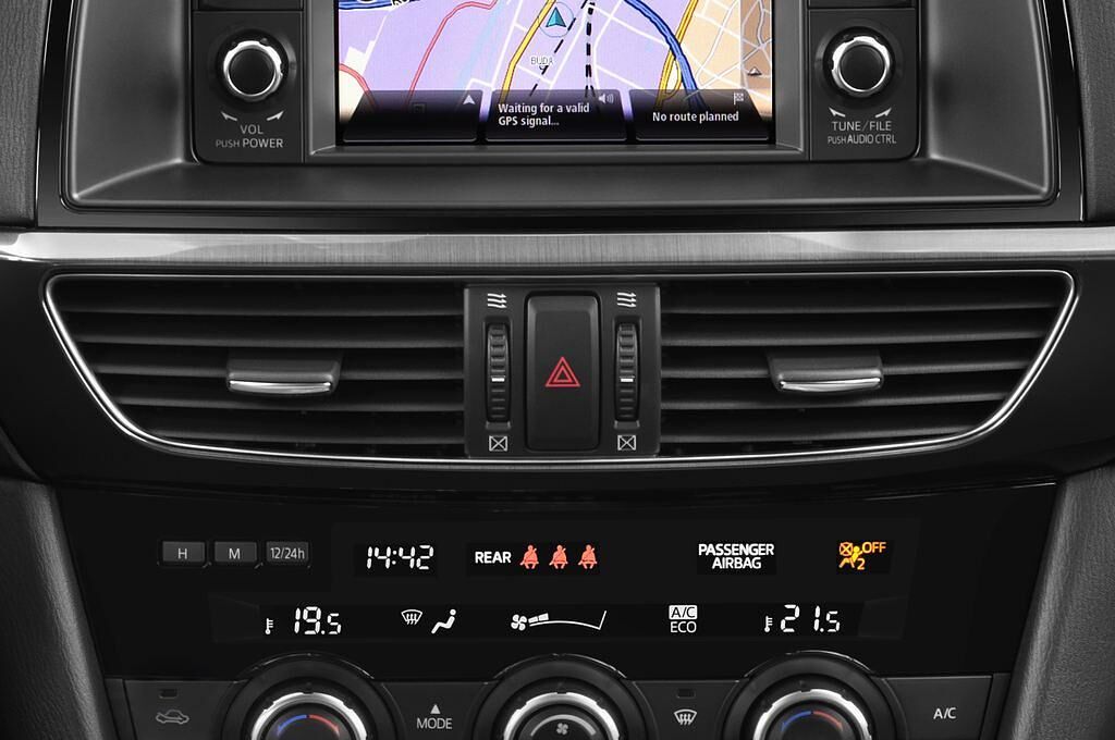 Mazda Mazda6 (Baujahr 2014) Center-Line 5 Türen Lüftung