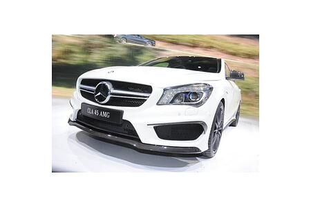 Motor-Show New York 2013: Mercedes präsentiert den neuen CLA 45 AMG