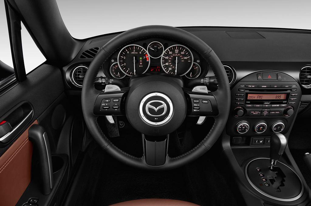 Mazda MX-5 (Baujahr 2013) Sports-Line 2 Türen Lenkrad