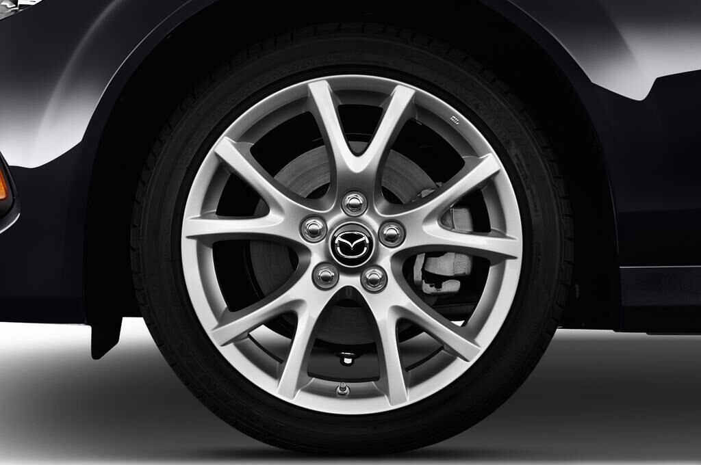 Mazda MX-5 (Baujahr 2013) Sports-Line 2 Türen Reifen und Felge