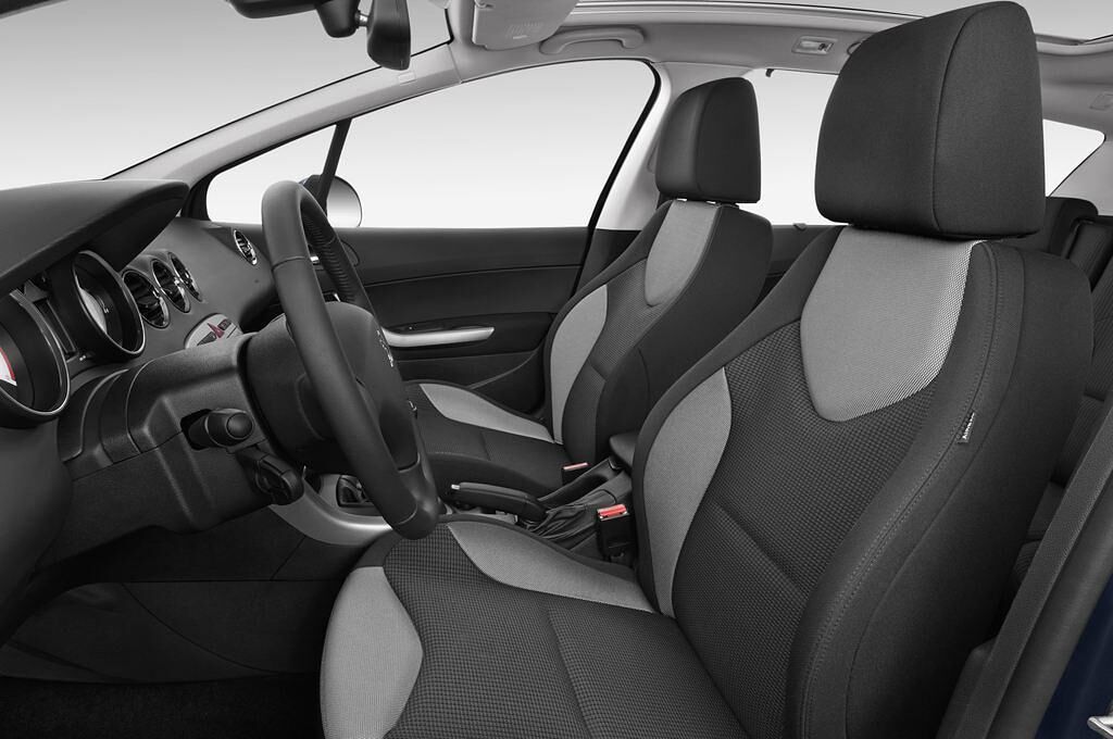 Peugeot 308 (Baujahr 2011) Allure 5 Türen Vordersitze