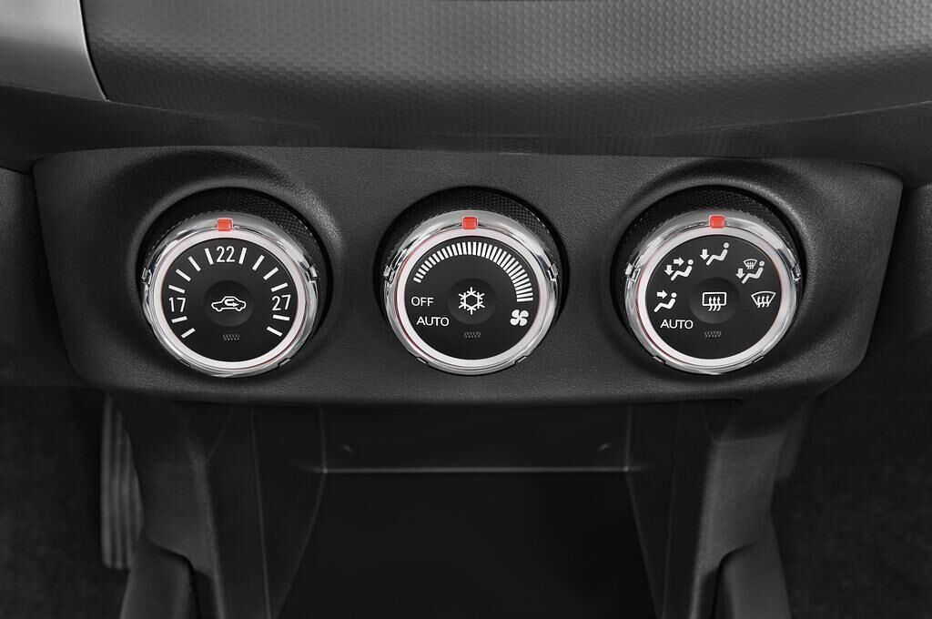 Peugeot 4007 (Baujahr 2010) - 5 Türen Temperatur und Klimaanlage
