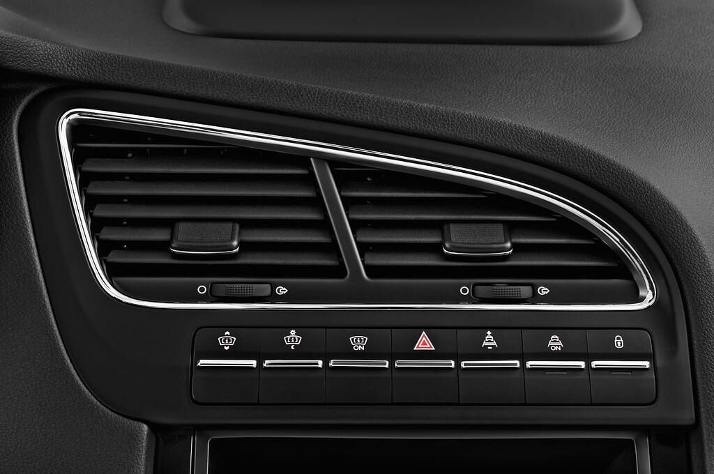 Peugeot 5008 (Baujahr 2012) Allure 5 Türen Lüftung