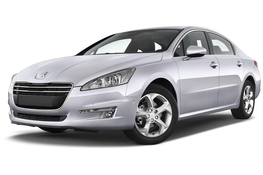 Peugeot 508 (Baujahr 2012) Allure 4 Türen seitlich vorne mit Felge