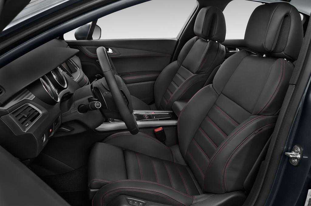 Peugeot 508 (Baujahr 2015) GT 4 Türen Vordersitze