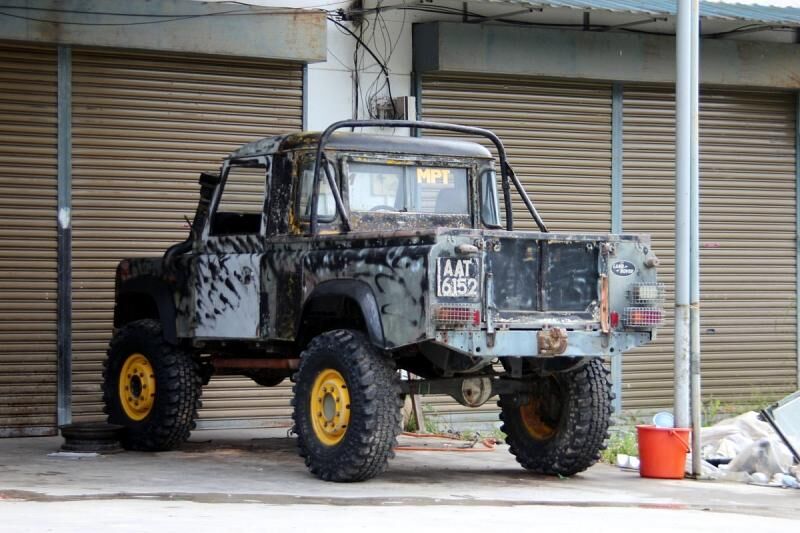 Betagte Land Rover in den Cameron Highlands von Malaysia 2013