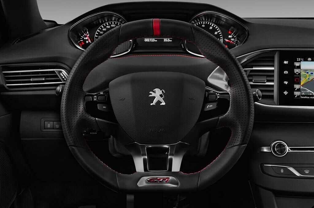 Peugeot 308 (Baujahr 2016) GTI 5 Türen Lenkrad