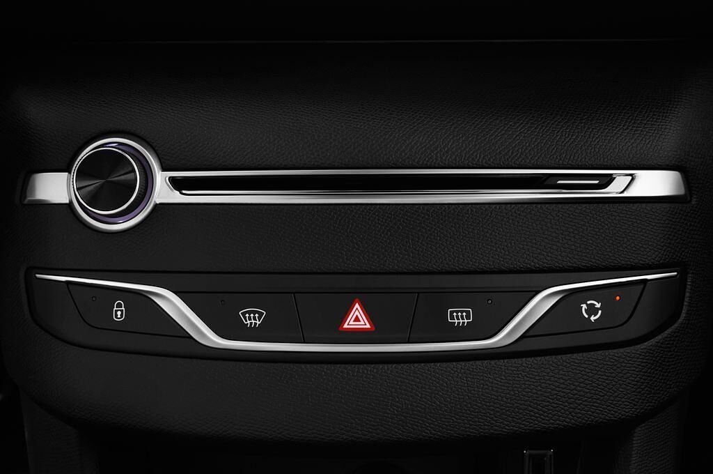 Peugeot 308 (Baujahr 2016) GTI 5 Türen Temperatur und Klimaanlage