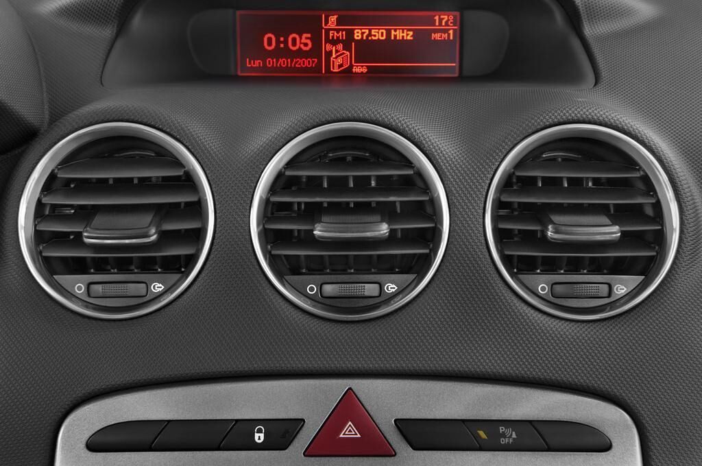 Peugeot 308 (Baujahr 2010) Platinum 5 Türen Lüftung