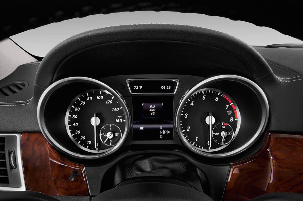 Mercedes Gl-Class (Baujahr 2013) - 5 Türen Tacho und Fahrerinstrumente