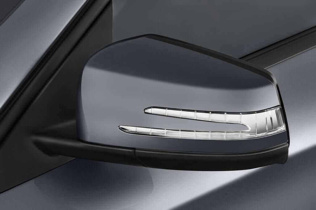 Mercedes GLA (Baujahr 2015) AMG 5 Türen Außenspiegel