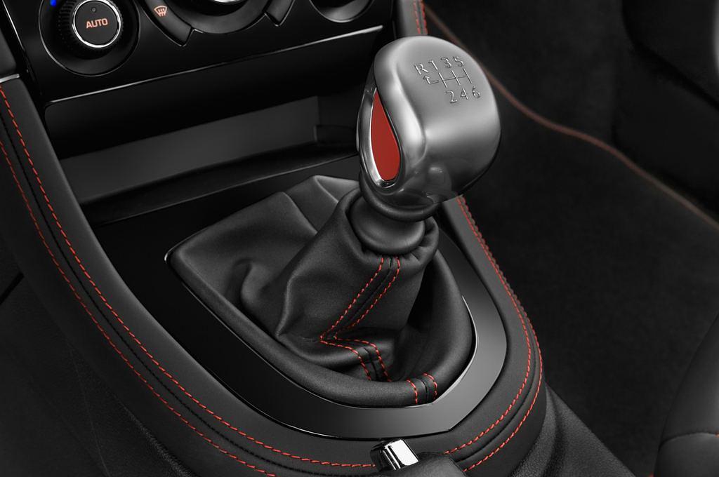 Peugeot RCZ (Baujahr 2014) R 2 Türen Schalthebel