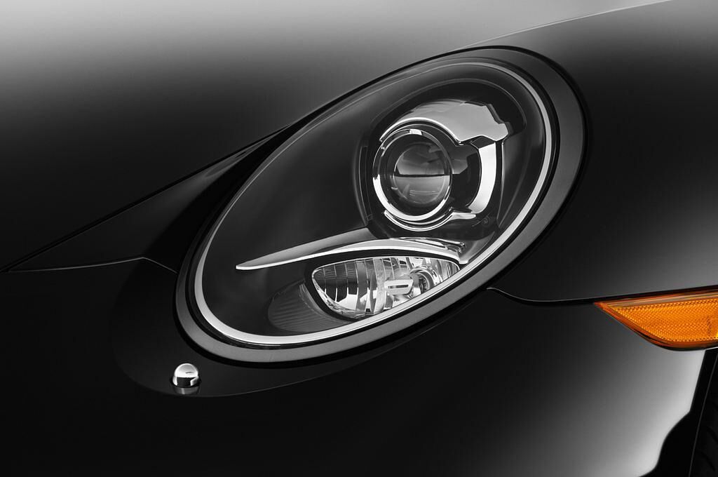 Porsche 911 (Baujahr 2013) Carrera 2 Türen Scheinwerfer
