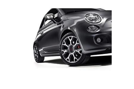 Fiat 500 verteidigt Titel als „Klassiker der Zukunft“