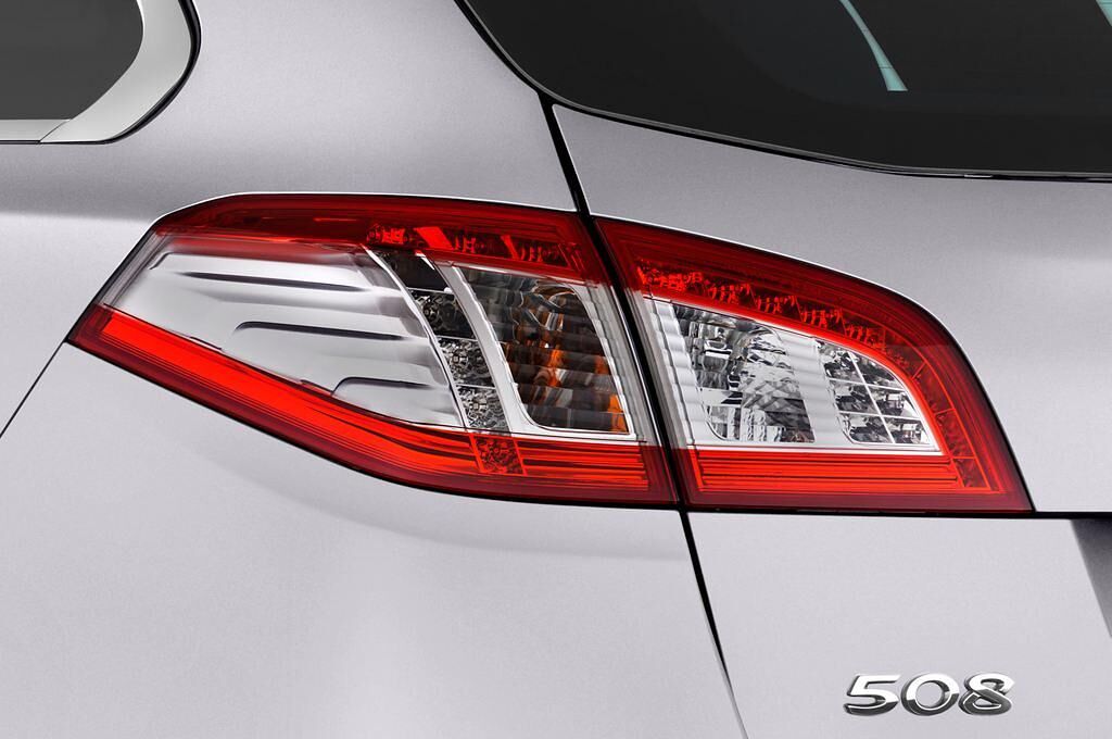 Peugeot 508 (Baujahr 2015) RXH 5 Türen Rücklicht