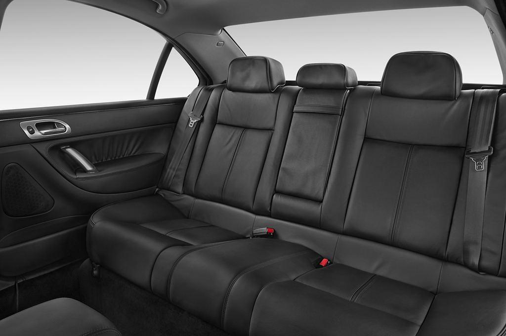 Peugeot 607 (Baujahr 2010) Platinum 4 Türen Rücksitze