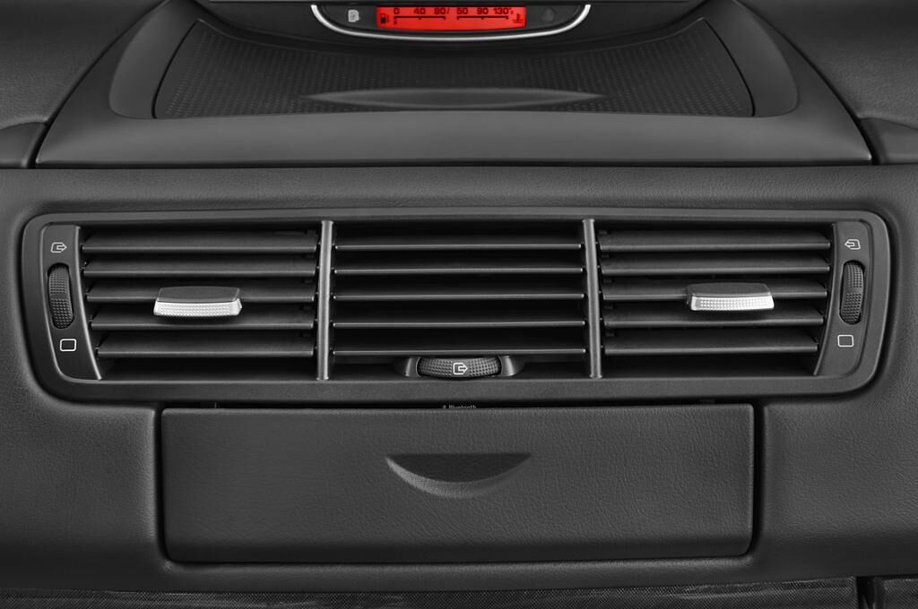 Peugeot 807 (Baujahr 2011) Allure 5 Türen Lüftung