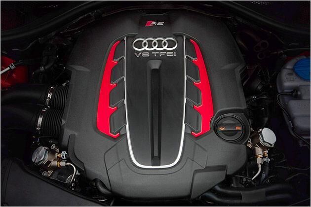 Der Vierliter-Motor powert mit 560 PS
