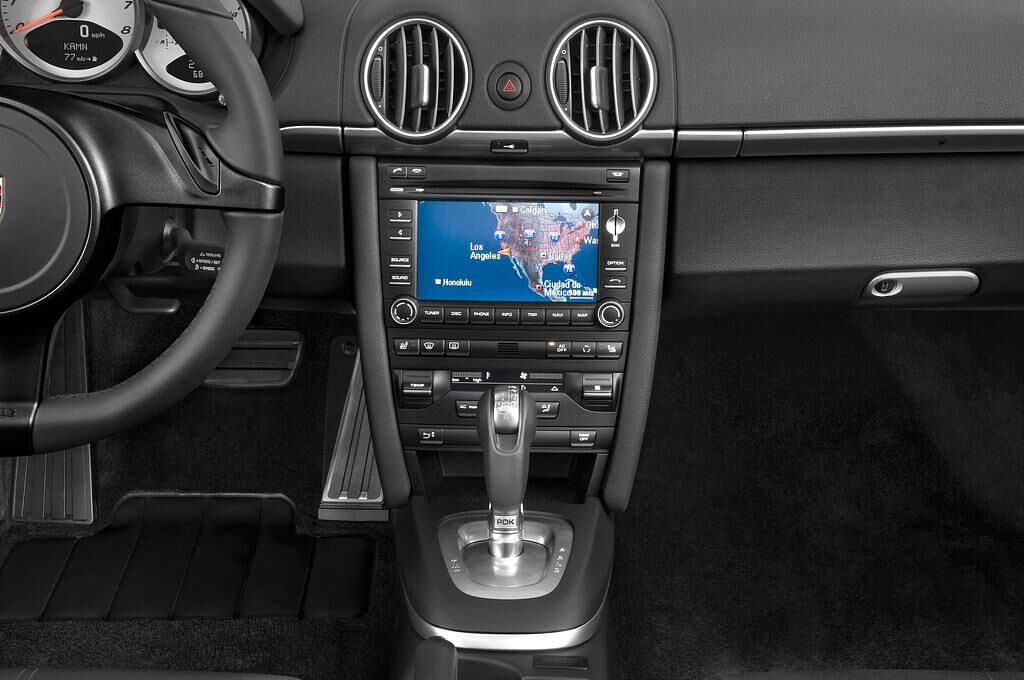 Porsche Boxster (Baujahr 2010) S 2 Türen Mittelkonsole