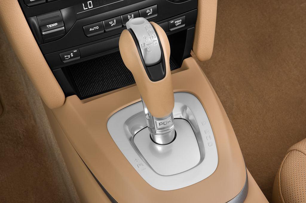 Porsche Boxster (Baujahr 2012) - 2 Türen Schalthebel