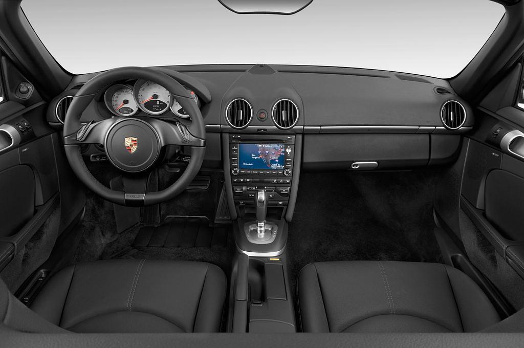 Porsche Boxster (Baujahr 2012) S 2 Türen Cockpit und Innenraum