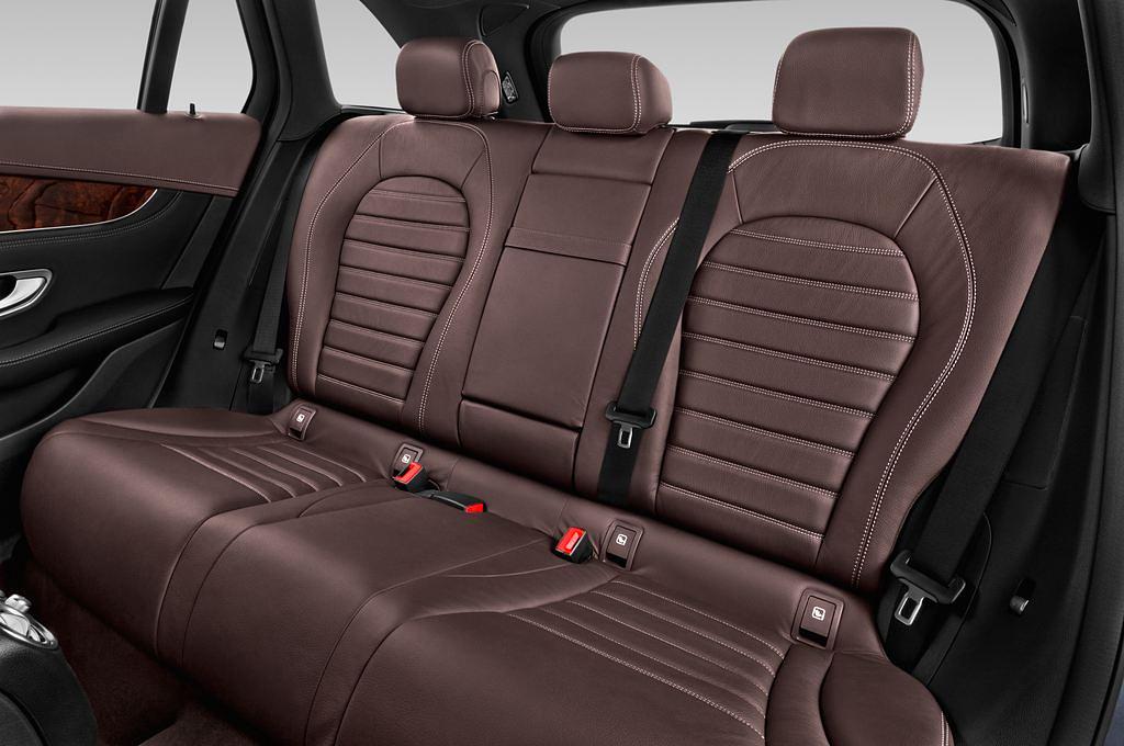 Mercedes GLC (Baujahr 2016) AMG Line 5 Türen Rücksitze