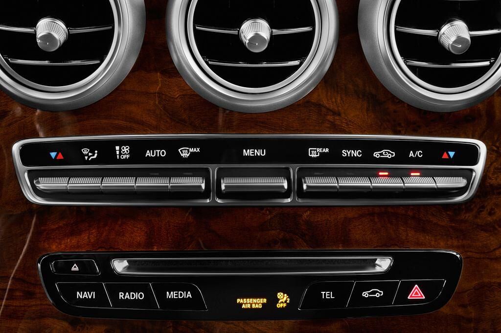 Mercedes GLC (Baujahr 2016) AMG Line 5 Türen Temperatur und Klimaanlage