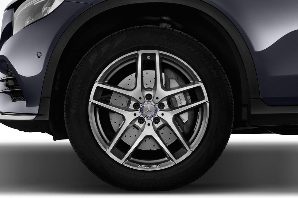 Mercedes GLC (Baujahr 2016) AMG Line 5 Türen Reifen und Felge