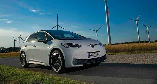 <h2 class='text-lg font-medium md:text-xl md:font-semibold'>Platz 9: VW ID.4 - 23% Rabatt</h2><p><a href="https://www.carwow.de/angebote/volkswagen/id4?utm_campaign=af_de_autoplenum_make:volkswagen_model:id4_type:top-20-modelle-2020&utm_medium=editorial&utm_source=affiliate&utm_content=top-20-modelle-2020_vw-id4">VW ID.4 mit 23% Nachlass</a> - auf die VW Modelle gibt es leider nicht so viel Nachlass.</p>