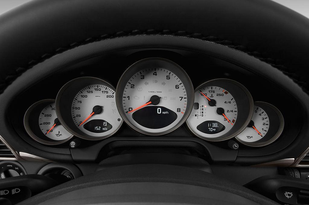 Porsche 911 (Baujahr 2010) Carrera 4S Coupe 2 Türen Tacho und Fahrerinstrumente