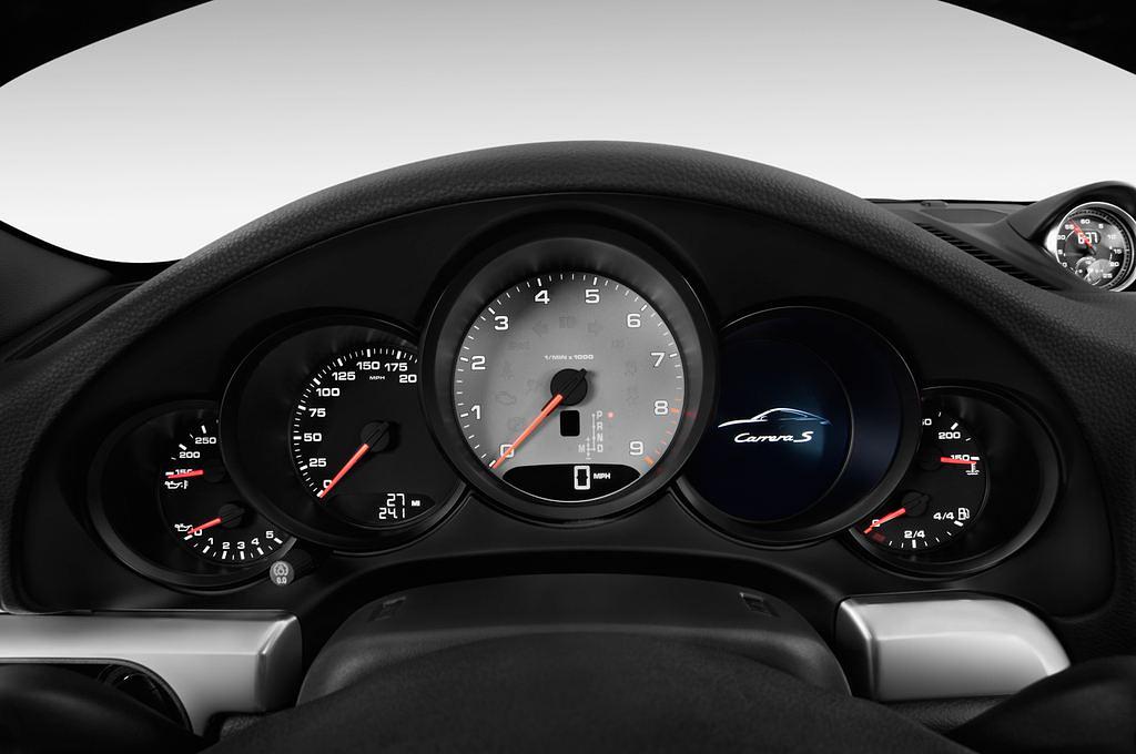 Porsche 911 (Baujahr 2012) Carrera S 2 Türen Tacho und Fahrerinstrumente