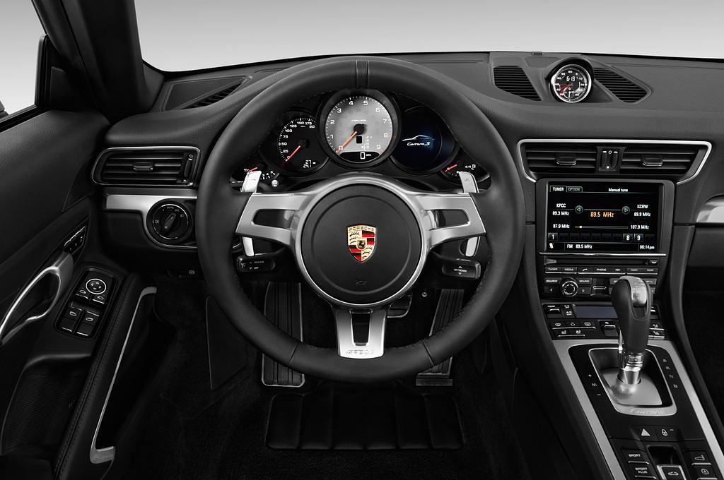 Porsche 911 (Baujahr 2012) Carrera S 2 Türen Lenkrad