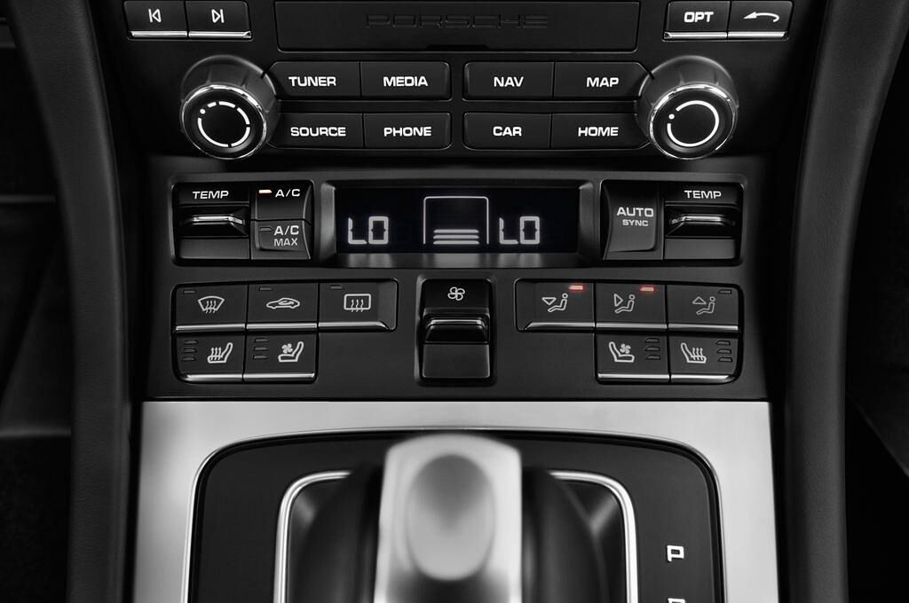 Porsche 911 (Baujahr 2017) Carrera S 2 Türen Temperatur und Klimaanlage