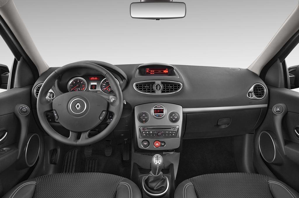 Renault Clio (Baujahr 2010) Exception 5 Türen Cockpit und Innenraum