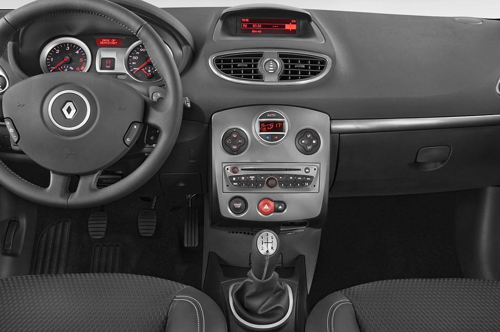 Renault Clio (Baujahr 2010) Exception 5 Türen Mittelkonsole