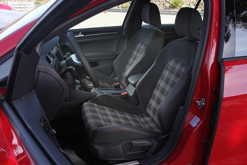 Typisches GTI-Karomuster.