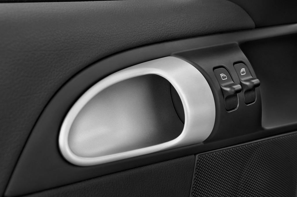 Porsche Cayman (Baujahr 2011) S 3 Türen Bedienungselemente Tür