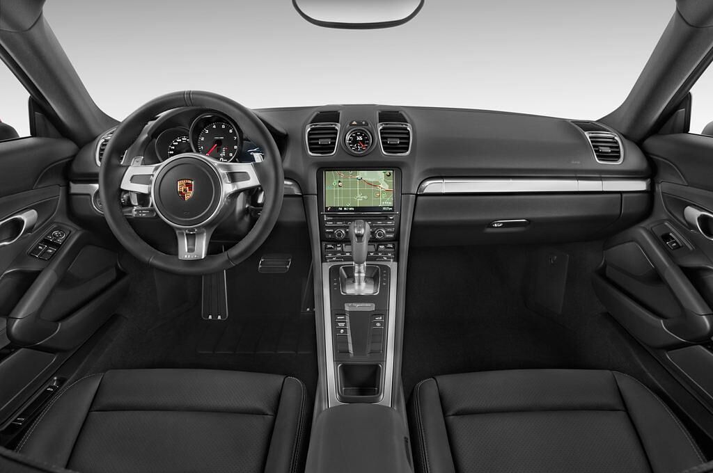 Porsche Cayman (Baujahr 2015) S 3 Türen Cockpit und Innenraum