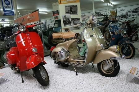 Mehr als 40 Vespas sind noch bis zum 4. November im Auto- und Technik-Museum Sinsheim zu sehen