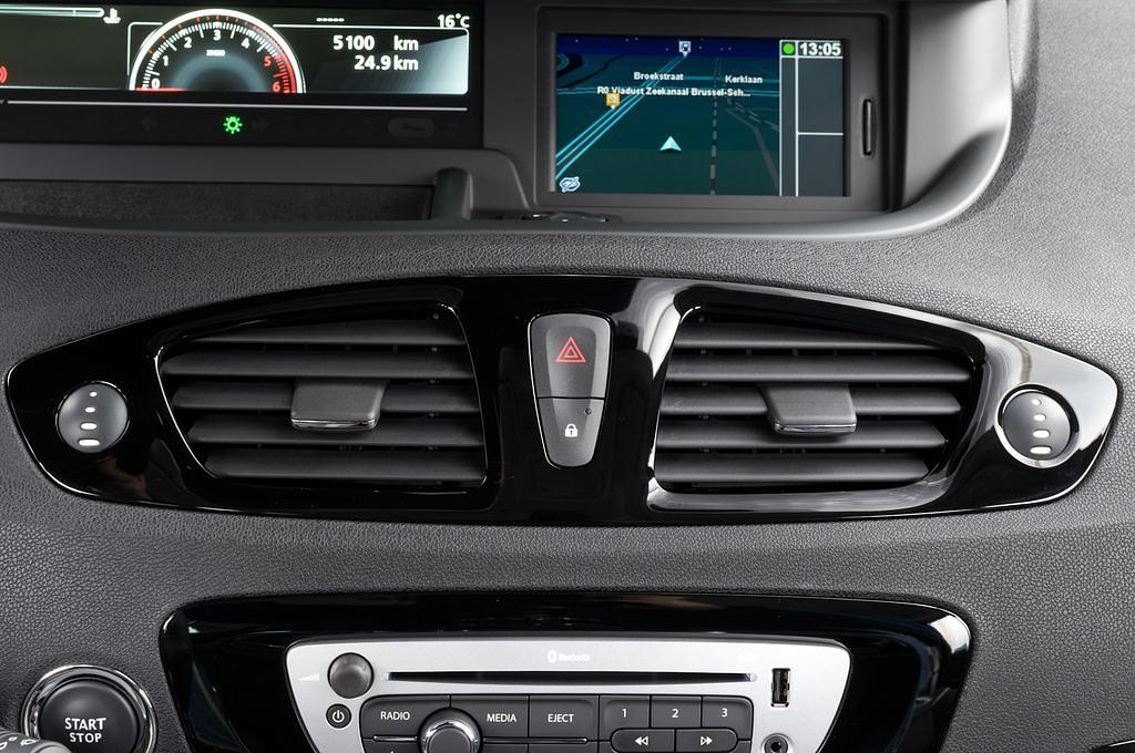 Renault Grand Scenic (Baujahr 2014) Bose Edition 7-Sitzer 5 Türen Lüftung