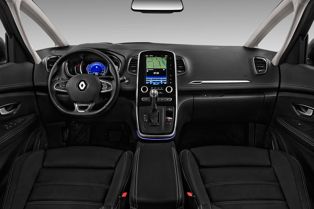 Renault Grand Scenic (Baujahr 2017) Bose Edition 5 Türen Cockpit und Innenraum