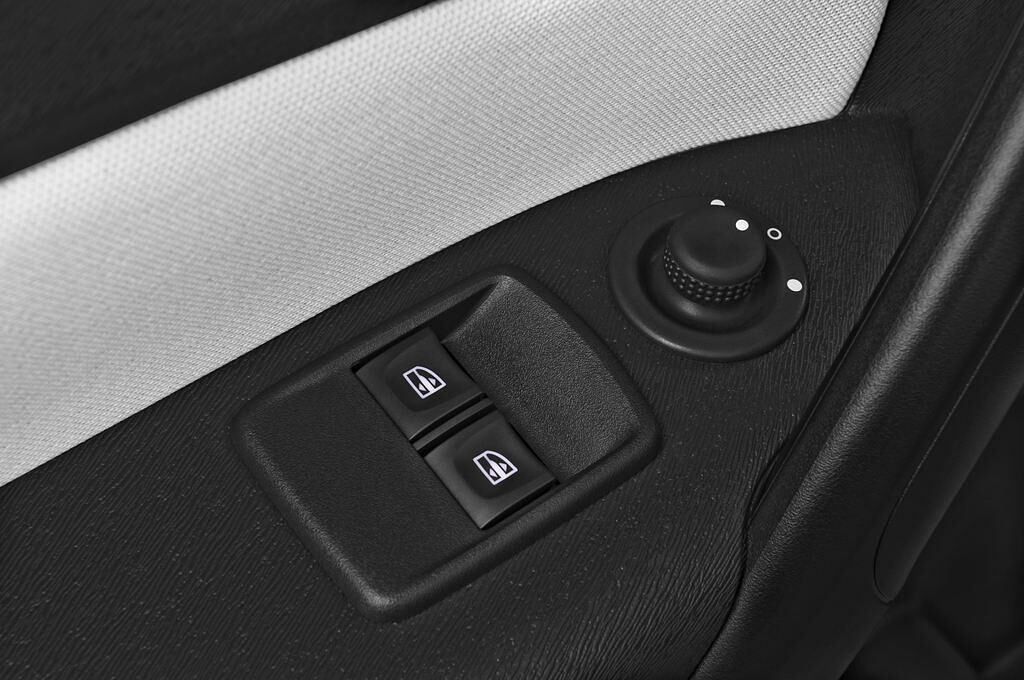Renault Kangoo (Baujahr 2014) Expression 5 Türen Bedienungselemente Tür