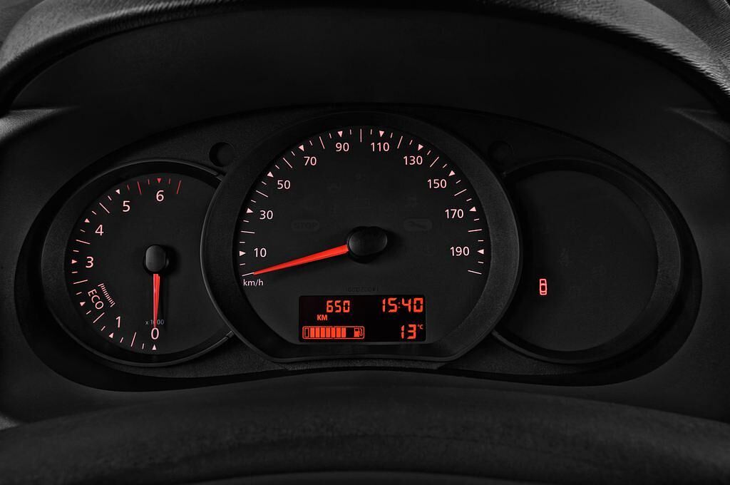 Renault Kangoo (Baujahr 2014) Rapid Maxi 5 Türen Tacho und Fahrerinstrumente