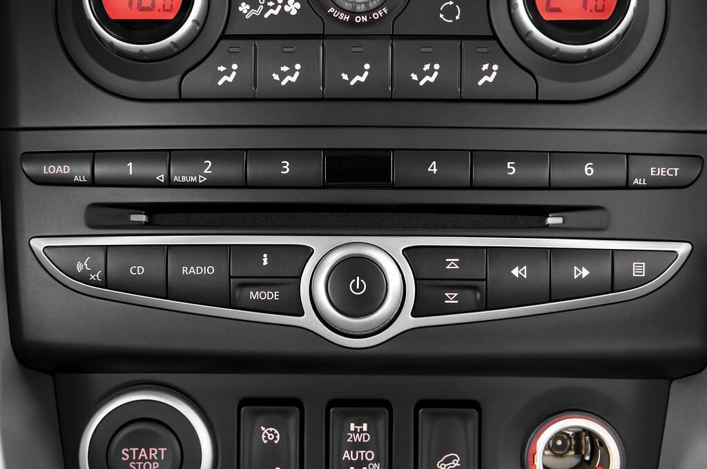 Renault Koleos (Baujahr 2010) Privilï¿½ge 5 Türen Radio und Infotainmentsystem