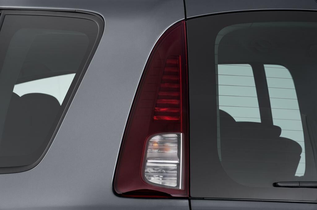 Renault Espace (Baujahr 2010) Alyum 5 Türen Rücklicht
