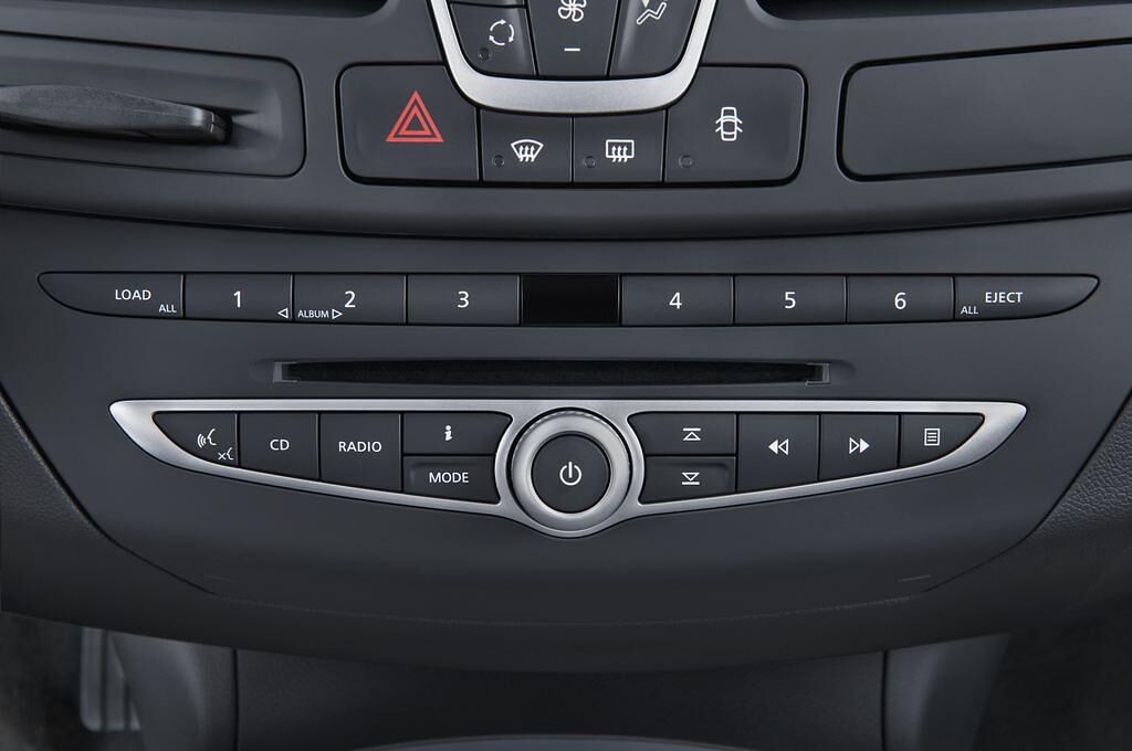Renault Grand Scenic (Baujahr 2009) Dynamique 5 Türen Radio und Infotainmentsystem