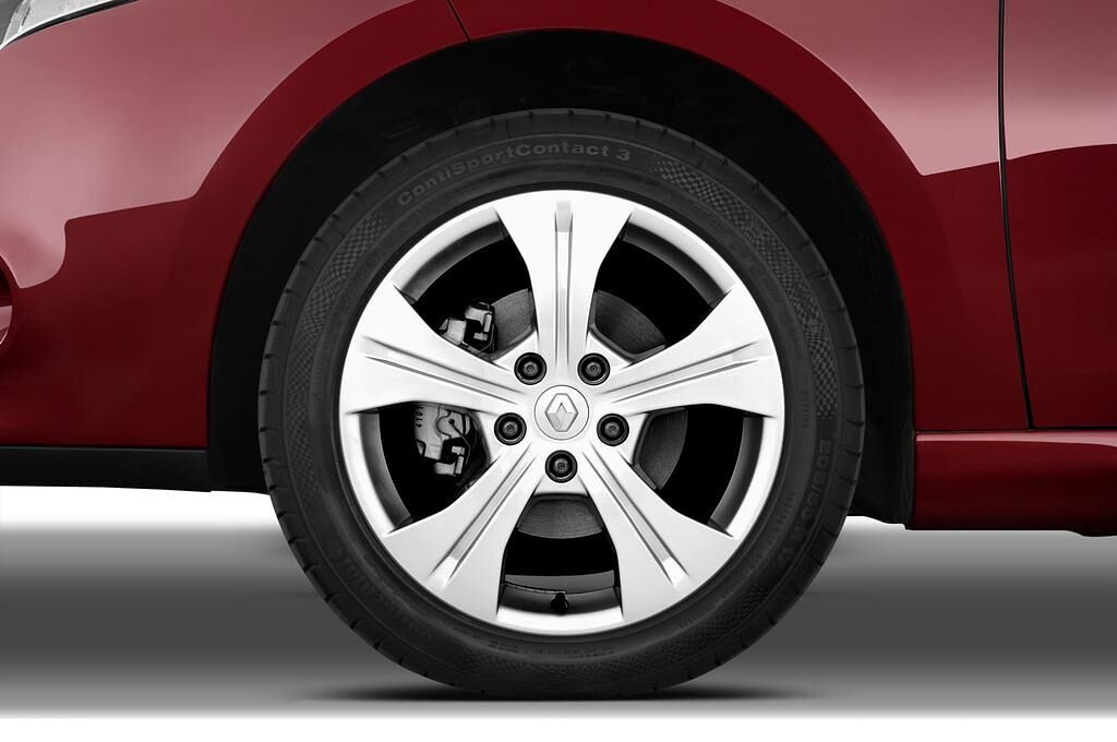 Renault Megane (Baujahr 2011) Dynamique 2 Türen Reifen und Felge