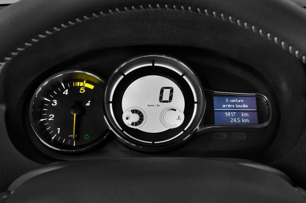 Renault Megane (Baujahr 2014) BOSE Edition 5 Türen Tacho und Fahrerinstrumente