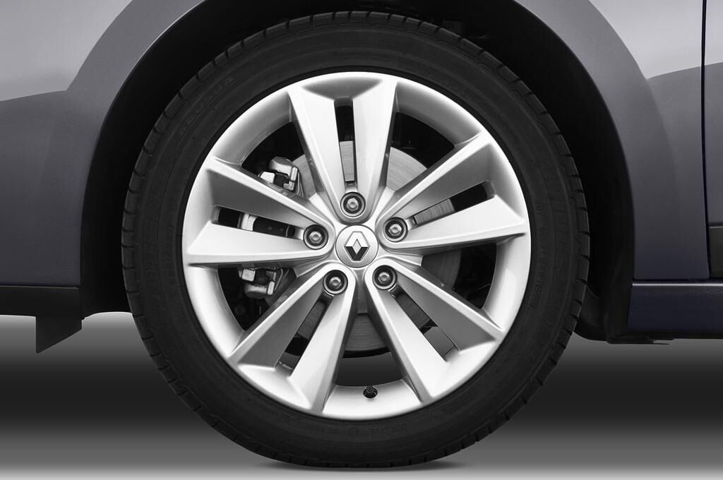 Renault Megane (Baujahr 2010) Dynamique 5 Türen Reifen und Felge